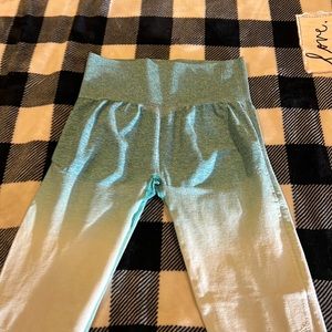 Ombré green & white leggings